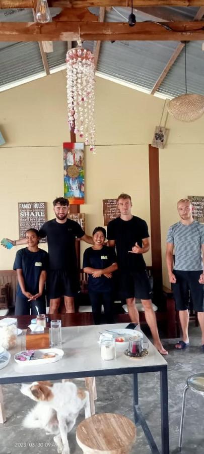 A-Manta Homestay Labuan Bajo Exteriör bild